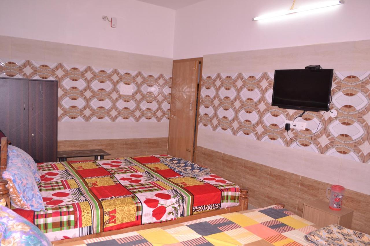 Yuga Guest House Kuttālam Exterior photo