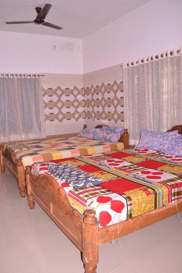 Yuga Guest House Kuttālam Exterior photo