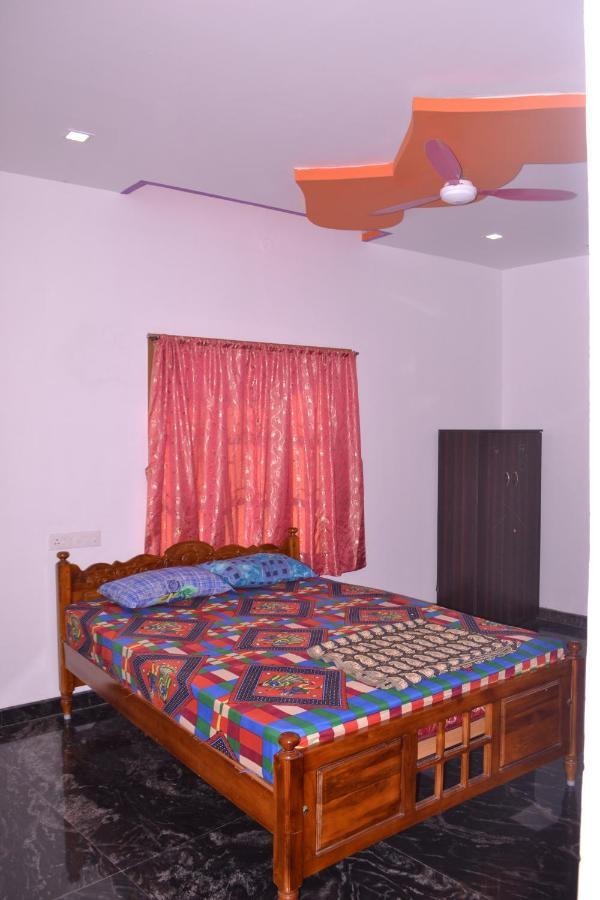 Yuga Guest House Kuttālam Exterior photo