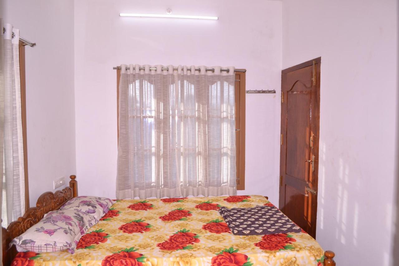 Yuga Guest House Kuttālam Exterior photo