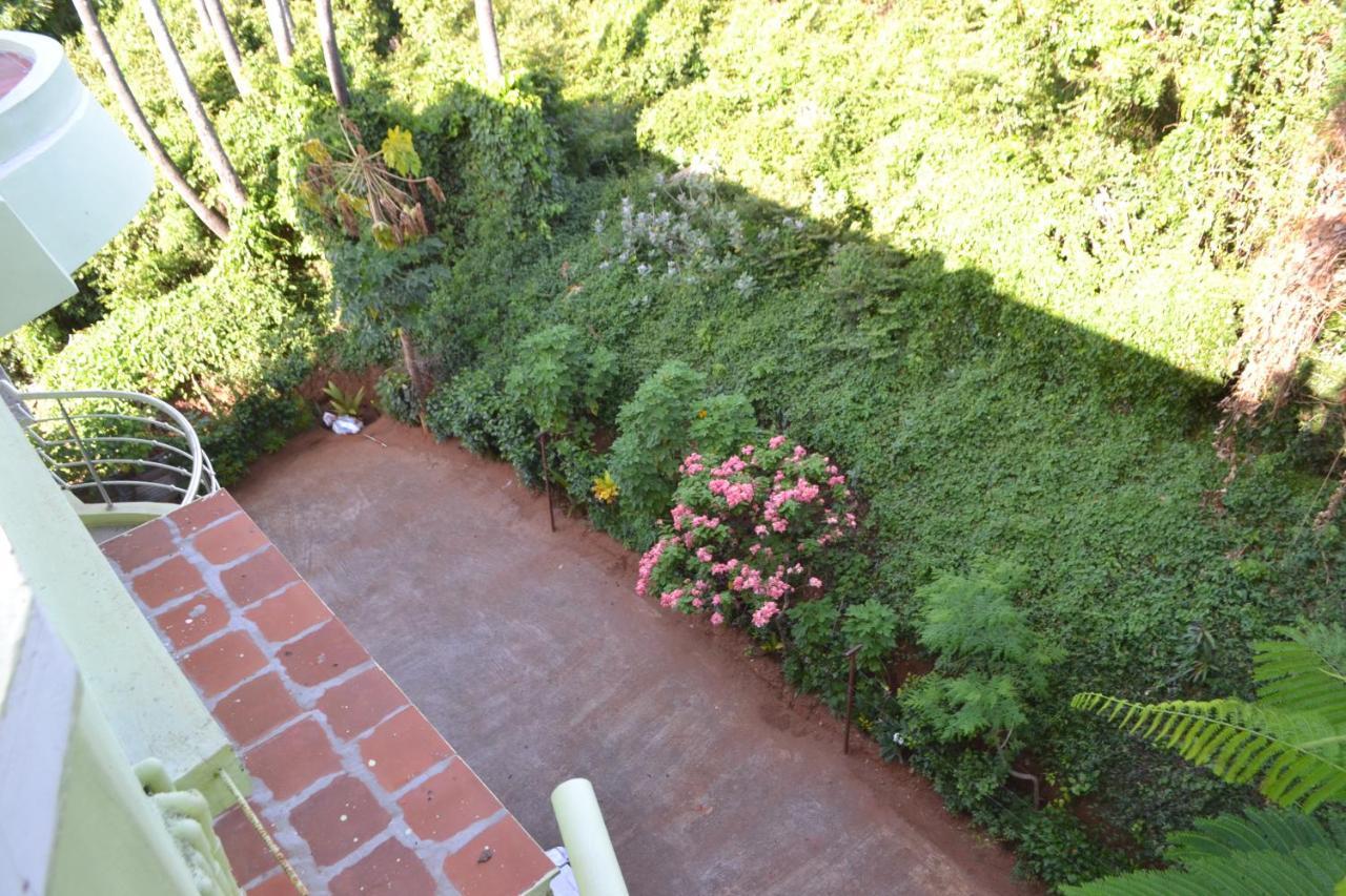 Yuga Guest House Kuttālam Exterior photo