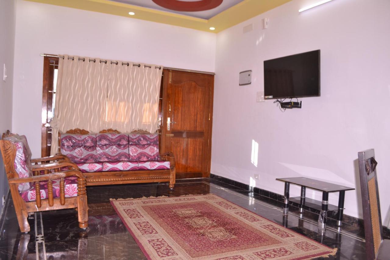 Yuga Guest House Kuttālam Exterior photo