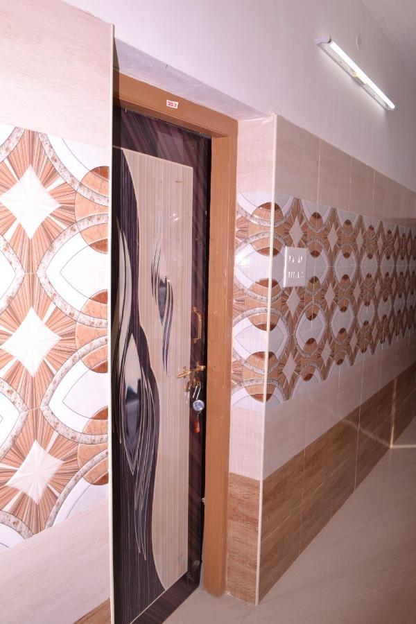 Yuga Guest House Kuttālam Exterior photo